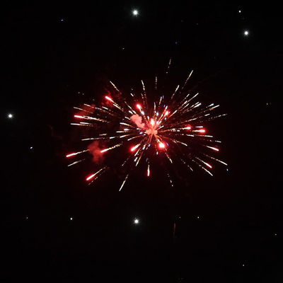 Chinese Factory Wholesale Fireworks Cake 62 Shot Cake Fireworks For Celebration Outdoor Fireworks