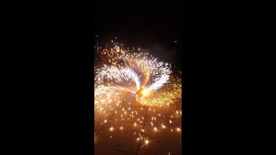 मंदारिन पायरोटेक्निक स्पार्कलर फनी टंबलर फाउंटेन आतिशबाजी सलामी आउटडोर