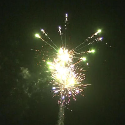 चीनी पिरोटेक्निक 188 शॉट्स उपभोक्ता केक आतिशबाजी के लिए खुश क्रिसमस 2024